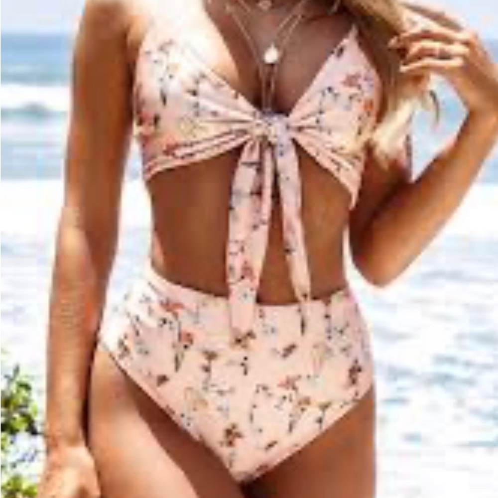Garden print tie bikini